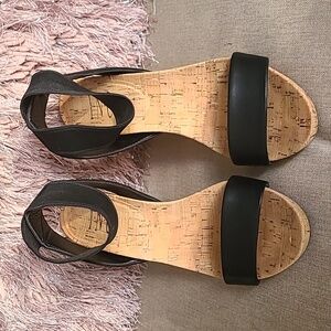 *Last Chance Sale* INC Cork Wedge Heels Sz 7